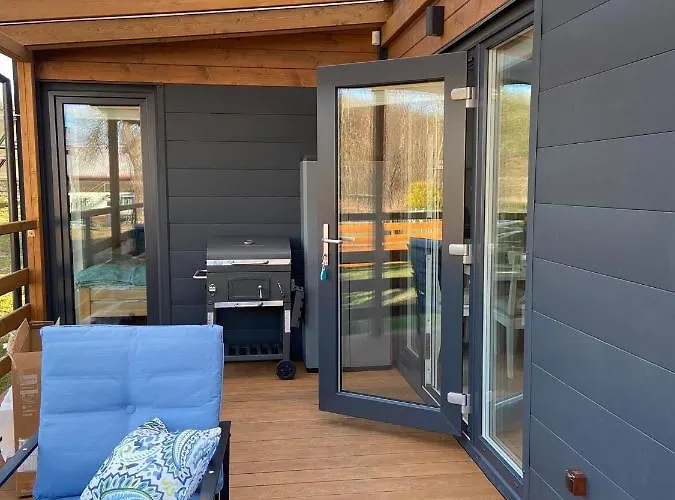 Semesterbostad Iguhouse *